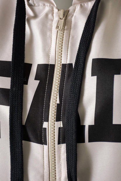 CHAQUETA DE MAFALDA CAQUI CON CAPUCHA PARA MUJER