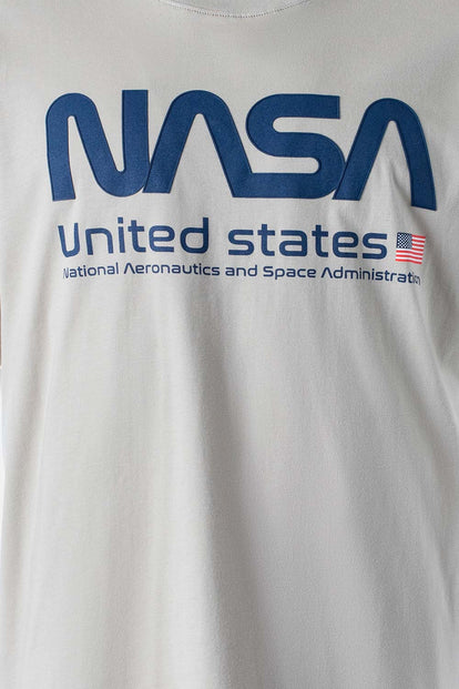 CAMISETA DE LA NASA REGULAR FIT PARA HOMBRE