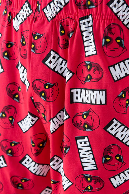 PIJAMA DE DEADPOOL BLANCA Y ROJA DE PANTALÓN CORTO PARA HOMBRE