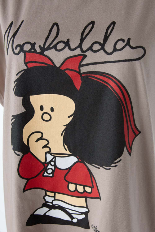 CAMISETA DE MAFALDA REGULAR FIT PARA MUJER