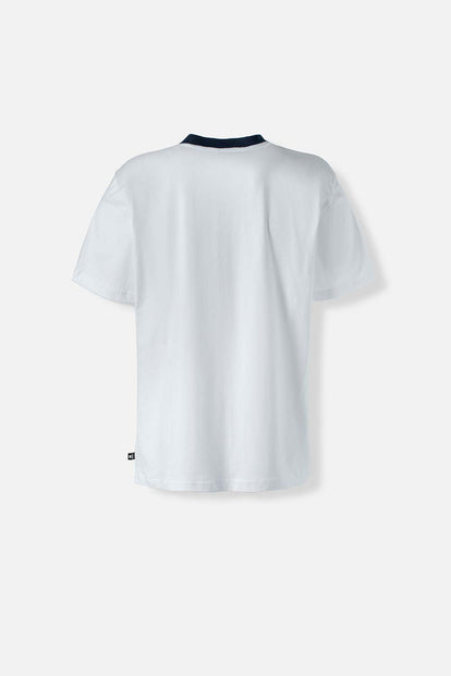 CAMISETA DEL CAPITÁN AMÉRICA BLANCA Y AZUL OSCURA ESTAMPADA EN FRENTE PARA HOMBRE