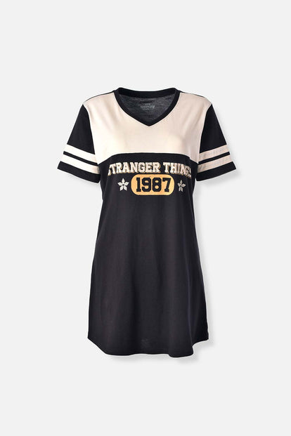  PIJAMA DE STRANGER THINGS PANTALON CORTO PARA MUJER