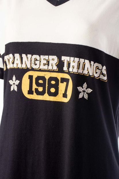  PIJAMA DE STRANGER THINGS PANTALON CORTO PARA MUJER