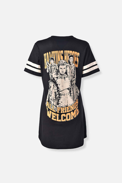 Card slide image -  PIJAMA DE STRANGER THINGS PANTALON CORTO PARA MUJER