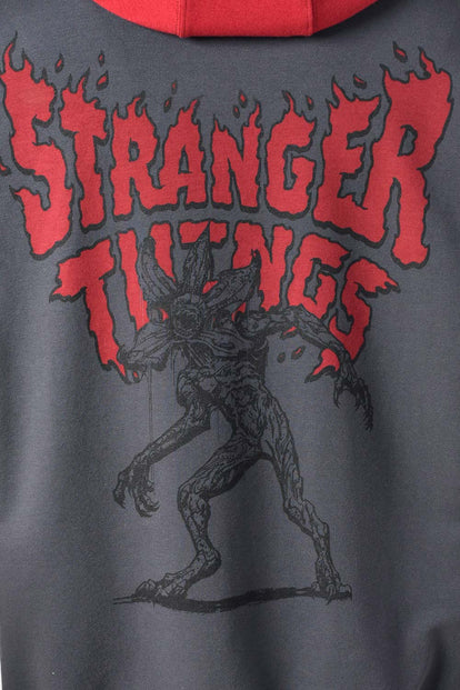 BUZO DE STRANGER THINGS CON CAPUCHA PARA HOMBRE