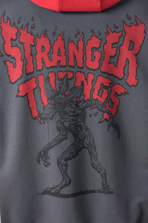 BUZO DE STRANGER THINGS CON CAPUCHA PARA HOMBRE