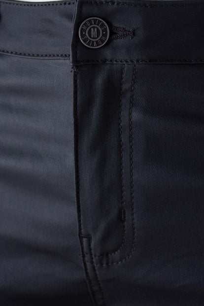  PANTALÓN DE MOVIES NEGRO EFECTO CUERO PARA MUJER