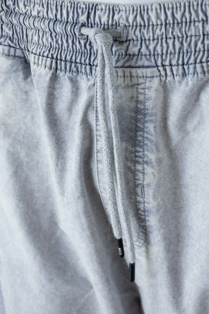 BERMUDA DE MOVIES AZUL BOREAL CON ELÁSTICO EN CINTURA PARA HOMBRE
