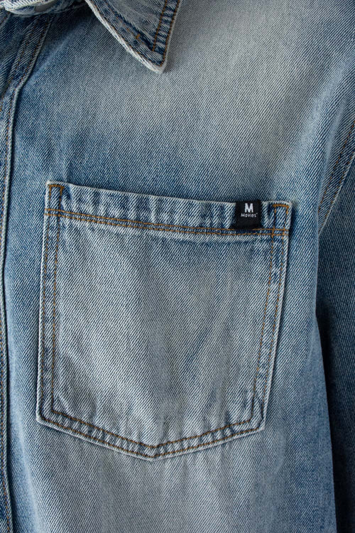 Card slide image -  CHAQUETA DE MOVIES TONO MEDIO EN DENIM PARA HOMBRE