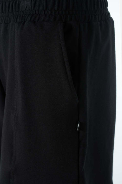 SHORT DE MOVIES CON CINTURA ELÁSTICA NEGRO PARA MUJER