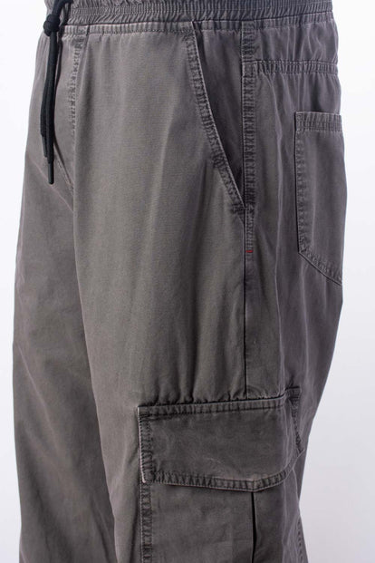 JOGGER DE MOVIES CON BOLSILLOS NEGRO PARA HOMBRE