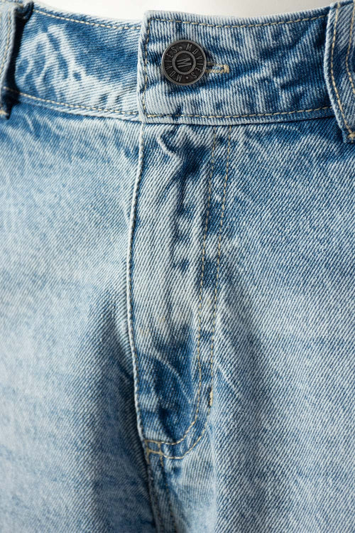 JEAN DE MOVIES DENIM CON BOTA ANCHA PARA MUJER