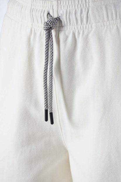 SHORT DE MOVIES CON CINTURA AJUSTABLE PARA MUJER